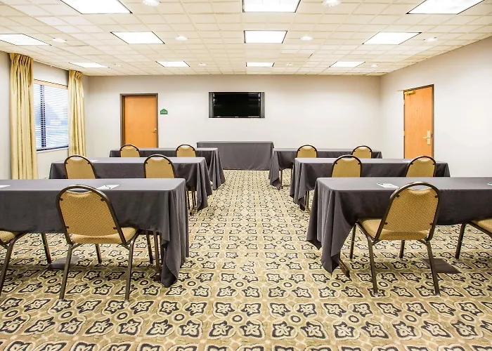 Western Champaign/urbana Hotel 3*