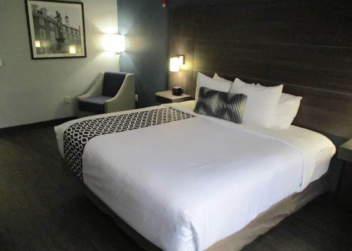 Western Champaign/urbana Hotel 3*