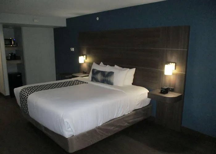 Hotel Western Champaign/urbana 3*